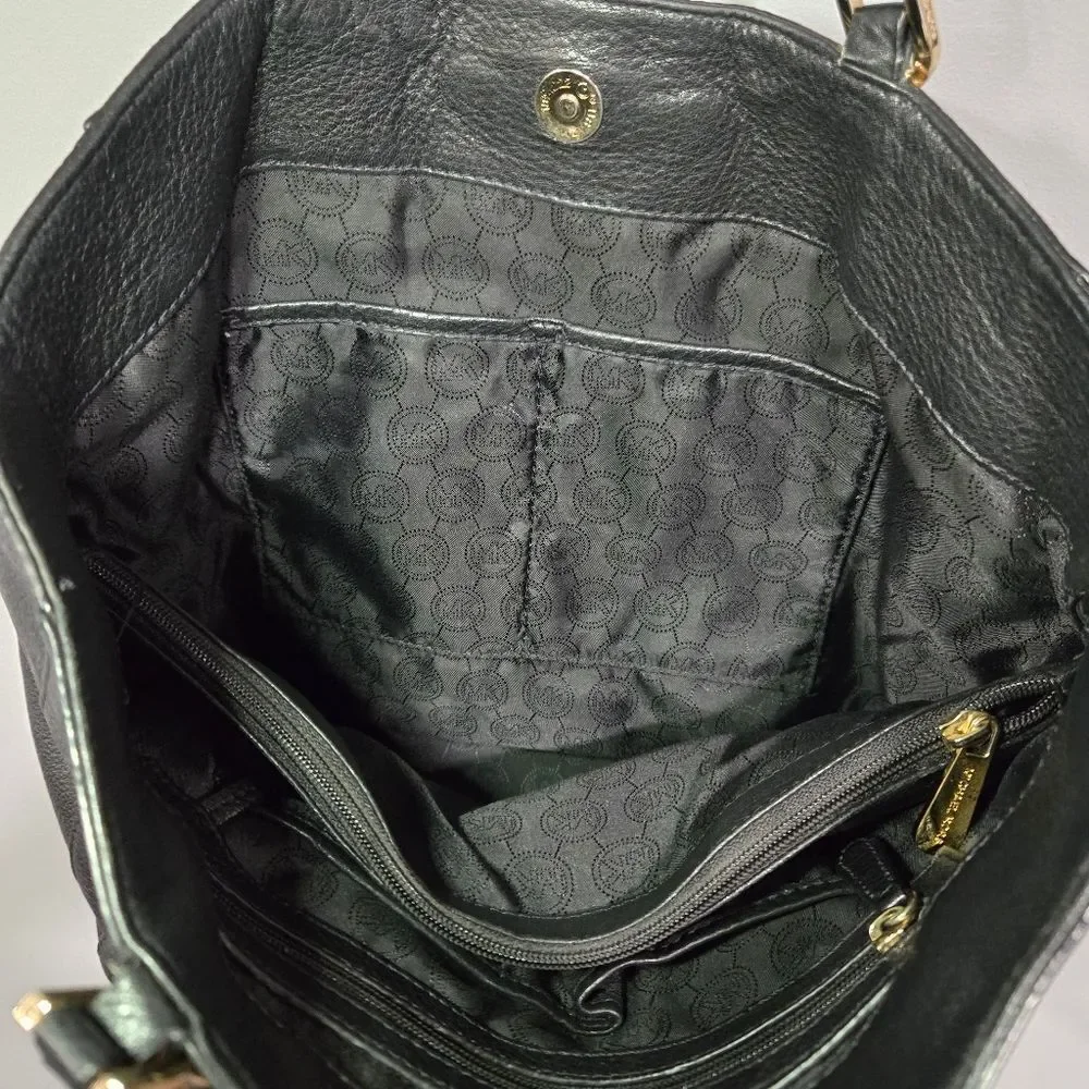 🐢 Michael Kors Leather Tote Bag